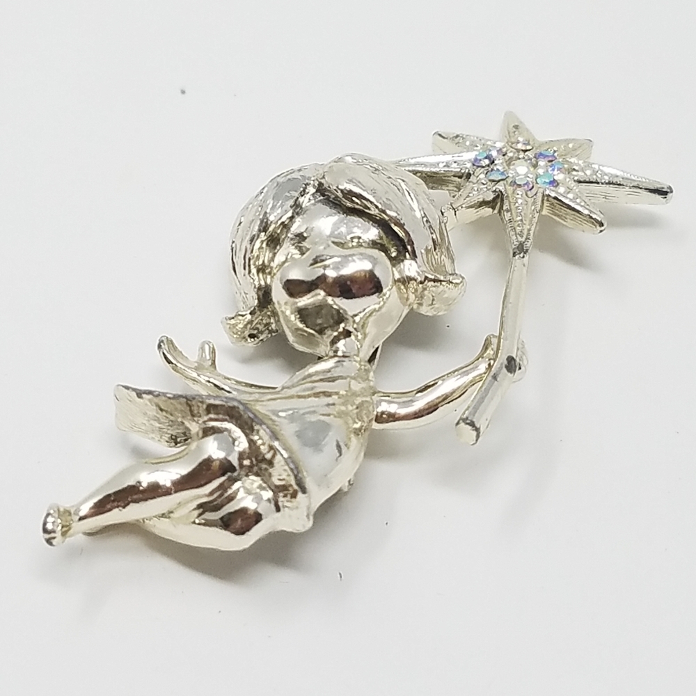 Vtg Mylu‎ pin brooch girl Poinsettia flower green eyes silver tone fairycore